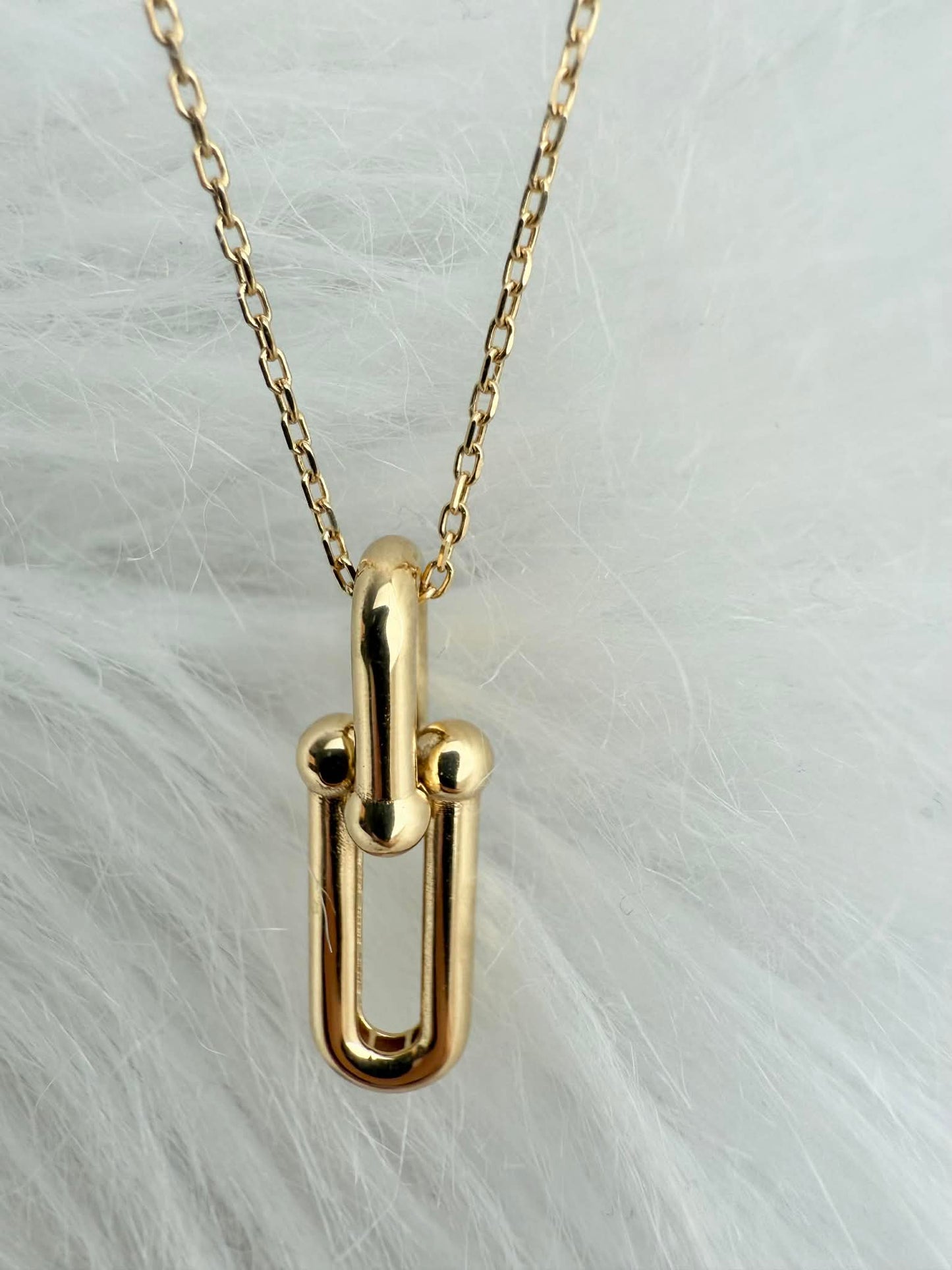 Paperclip Pendant 18k Necklace
