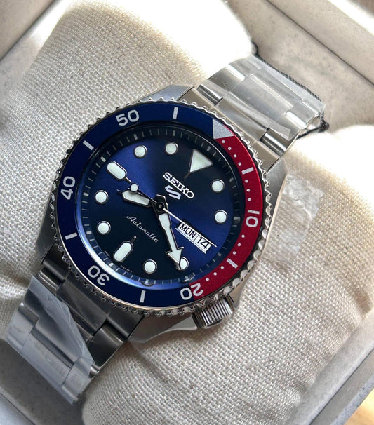 Seiko 5 Sports SRPD53 (Pepsi)